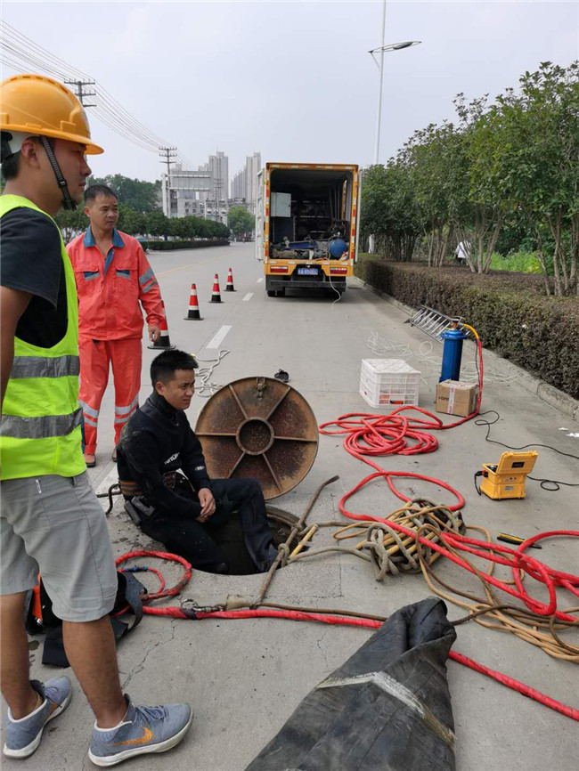 红坪镇翻衬法管道修复技术主要工序