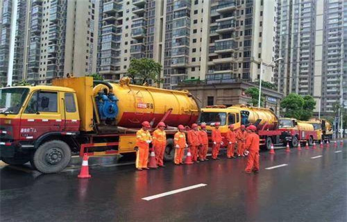 红坪镇市政管道清淤